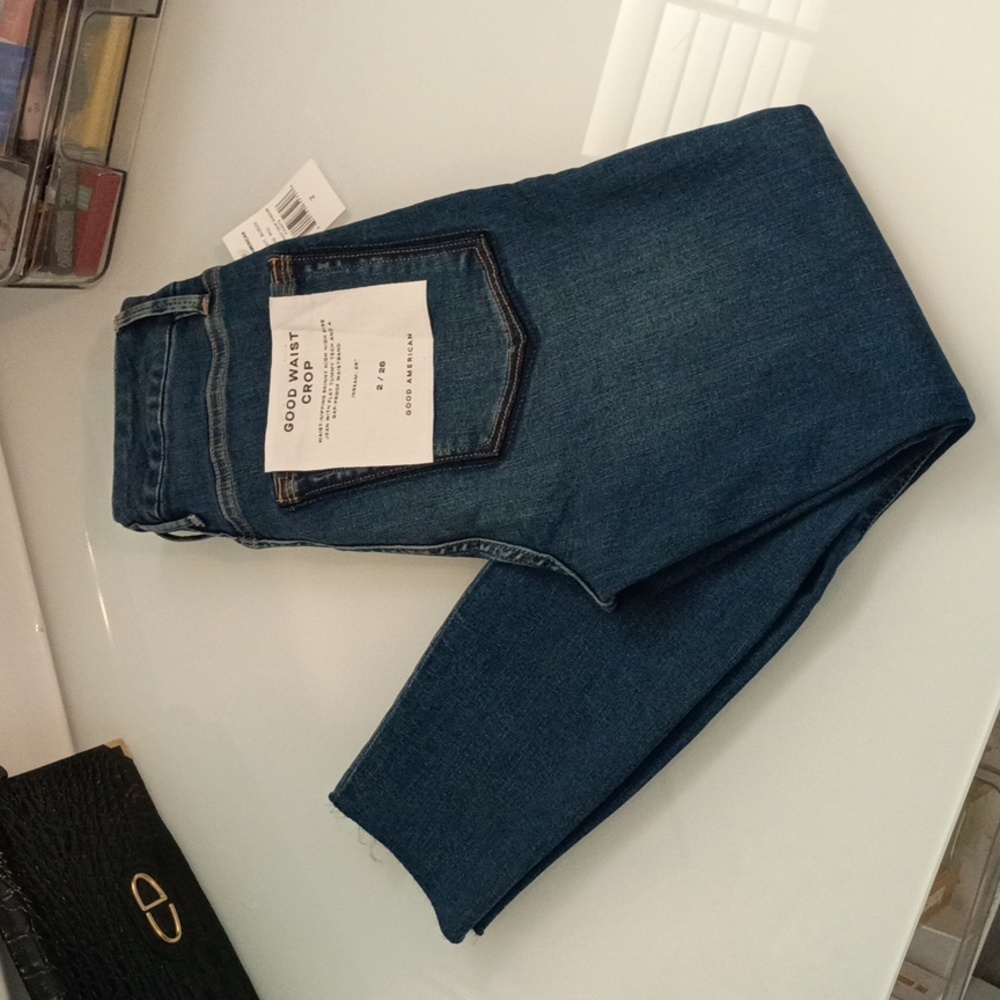 GOOD AMERICAN Good Waist Cropped Shadow Pocket Jeans size 2 ๐ - Picture 3 of 15